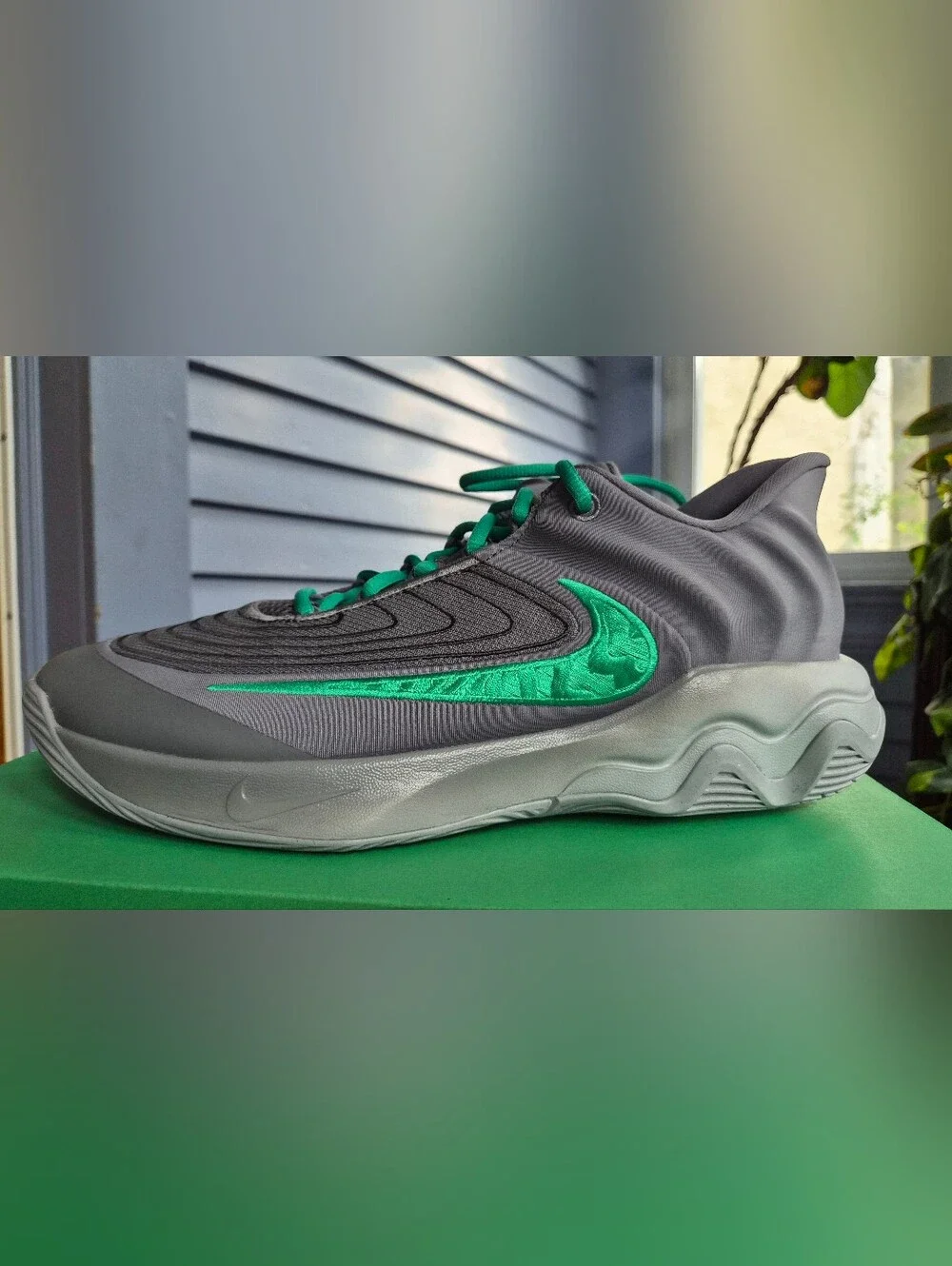 Nike - Giannis Immortality 4  Basketball Shoes in Green/Grey, Size 12